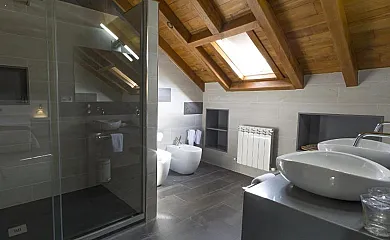 Lar de Donas en Meira (Lugo) - Foto 3