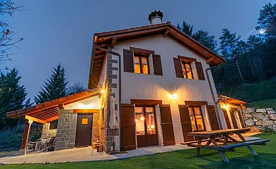 Arpetxea en Roncal. Erronkari (Navarra) - Foto 1