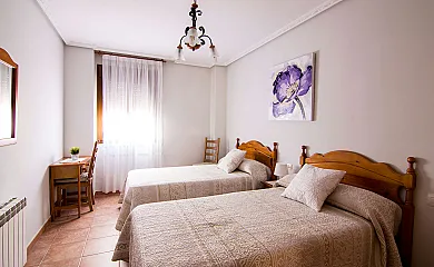 Casas y Apartamentos El Prado en Pinofranqueado (Cáceres) - Foto 13