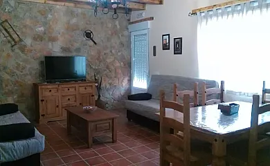 Los Aperos en Herrera Del Duque (Badajoz) - Foto 4