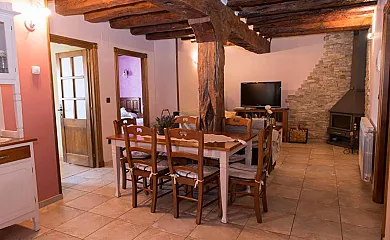 Casa de la Villa en Fuentepinilla (Soria) - Foto 2