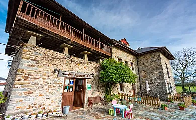 Apartamentos Rurales Ca Xuacu en Valdés (Asturias) - Foto 1