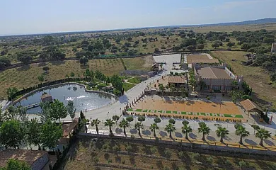 Complejo Rural La Paloma en Arroyo De La Luz (Cáceres) - Foto 1