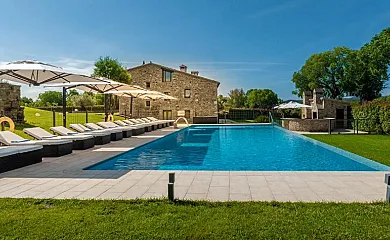 Mas Rosset en Cornella del Terri (Girona) - Foto 1