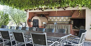 Los Laureles 1 006