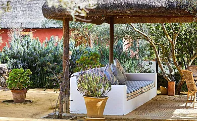 Casa Rural Hacienda San Rafael en Las Cabezas de San Juan (Sevilla) - Foto 2