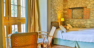 Casas Cueva Cortijo la Tala 002