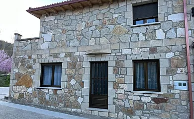 Casa Mil Mariposas en Santo Domingo de Silos (Burgos) - Foto 2