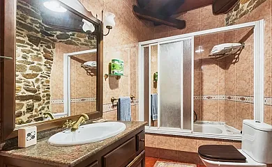Casa Abuelo Jose I*** en Robledo de Las Traviesas (León) - Foto 11