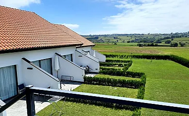 Apartamentos Valle de Irola en Bañugues (Asturias) - Foto 1