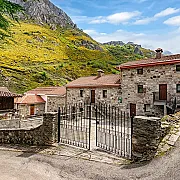 Apartamentos Rurales Lorences 001