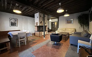 Casa Rural Sexmo de Posaderas en Santa María Del Cubillo (Ávila) - Foto 7