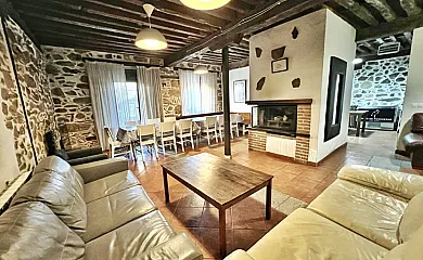 Casa Rural Sexmo de Posaderas en Santa María Del Cubillo (Ávila) - Foto 2