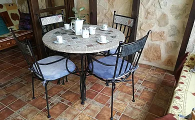 Casa Rural Rincón de Sandra en Monteagudo de las Salinas (Cuenca) - Foto 4