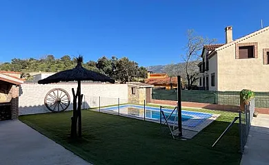 Casa Rural El Pinaron en Navaluenga (Ávila) - Foto 1