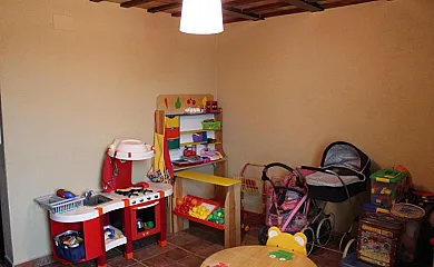 Can Simon en Vilobi D´Onyar (Girona) - Foto 4