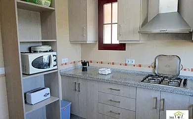 Casa Rural Paraje Los Cachorrales en Cuevas De San Marcos (Málaga) - Foto 3