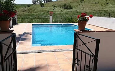 Cortijo El Almendro en Pizarra (Málaga) - Foto 2