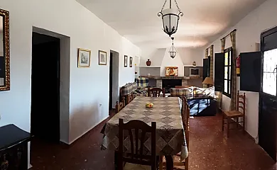Cortijo El Almendro en Pizarra (Málaga) - Foto 3