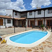 La Casona de los Cinco Caños 001