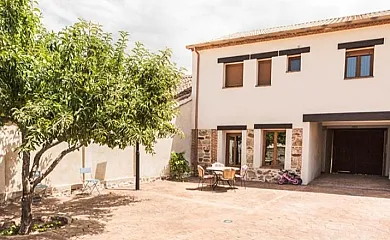 La Casa de los Dos Rubios en Nava De La Asuncion (Segovia) - Foto 2