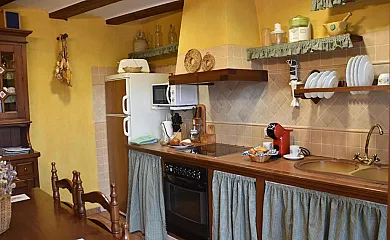 Casa Rural Nuri de Rei A y B en Todolella (Castellón) - Foto 11