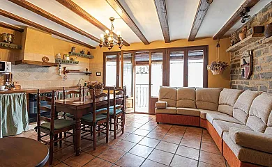 Casa Rural Nuri de Rei A y B en Todolella (Castellón) - Foto 2