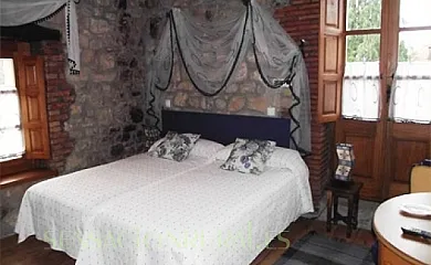 Montero de la Concha en Santa Maria de Cayon (Cantabria) - Foto 7