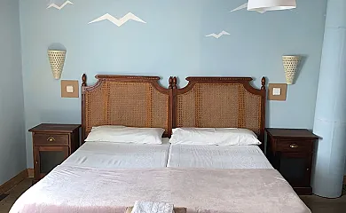 Casa Rural Laguna Herrera en Campo de Cuellar (Segovia) - Foto 9