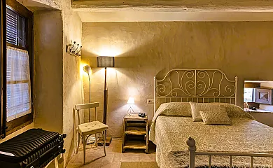 Charming village house en Fortia (Girona) - Foto 2