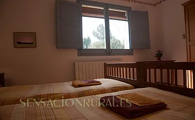 Mas Vinyoles I y II en Quart (Girona) - Foto 13