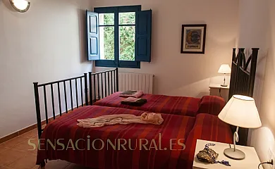 Mas Vinyoles I y II en Quart (Girona) - Foto 14