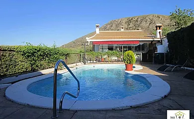 Casa Rural Paraje Los Cachorrales en Cuevas De San Marcos (Málaga) - Foto 15