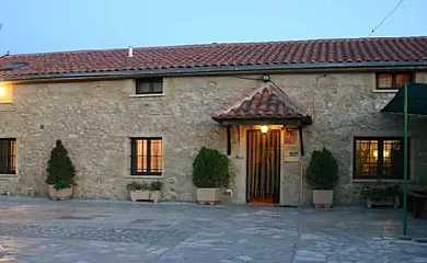Casas Faustino