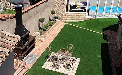 Casa Hortelanos en Melgar de Fernamental (Burgos) - Foto 1