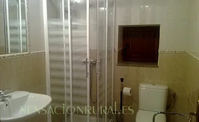 Adela el Tuxu en Cangas de Onis (Asturias) - Foto 8